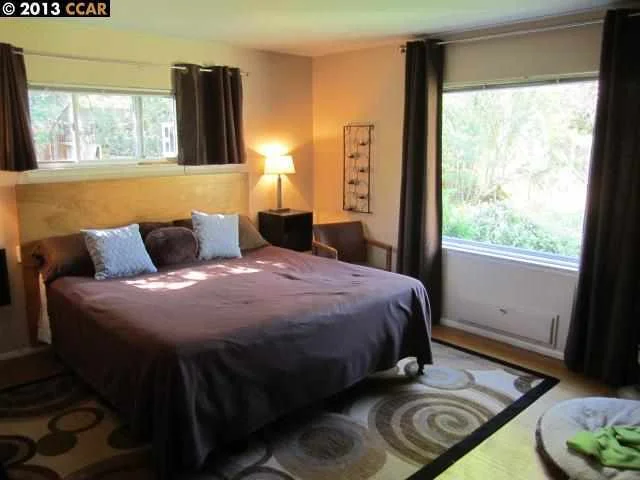 4275 Thompson Dr, Concord, CA 94518-1853