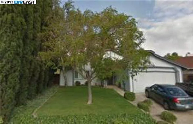 4311 Redwood Dr, Oakley, CA 94561-2215