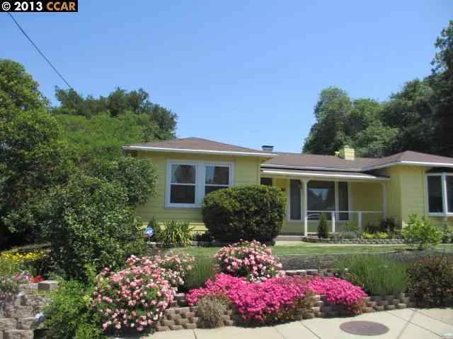 4279 Thompson Dr, Concord, CA 94518-1853