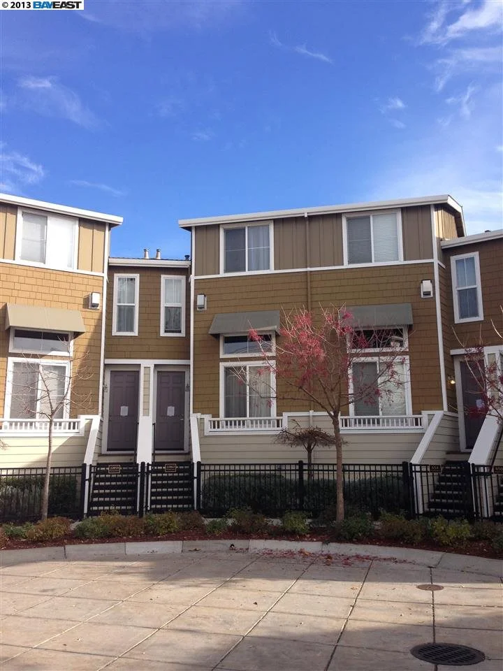 22863 Charing St, Hayward, CA 94541-6526