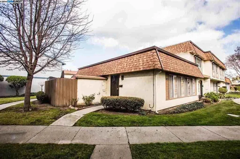 4188 Rainbow Ter, Fremont, CA 94555-3241