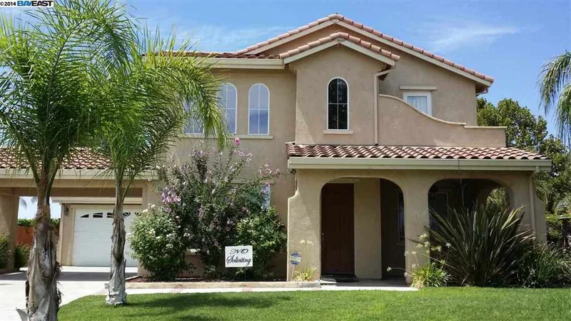 1861 Riverview Ave, Tracy, CA 95377