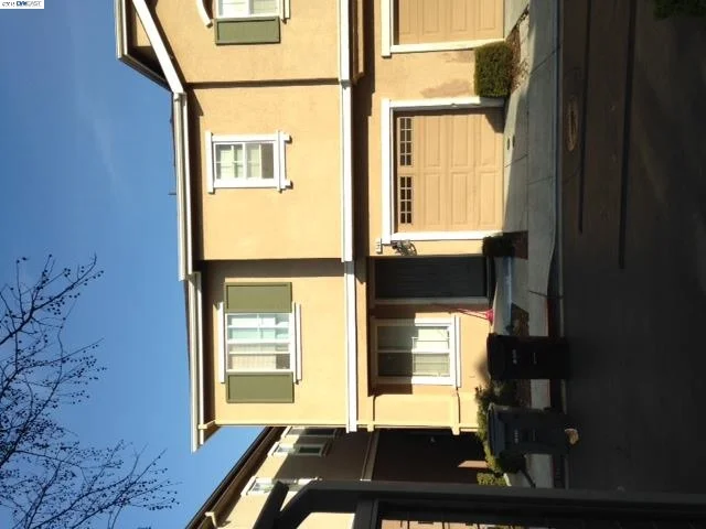 546 Heritage Cir, San Lorenzo, CA 94580-1842
