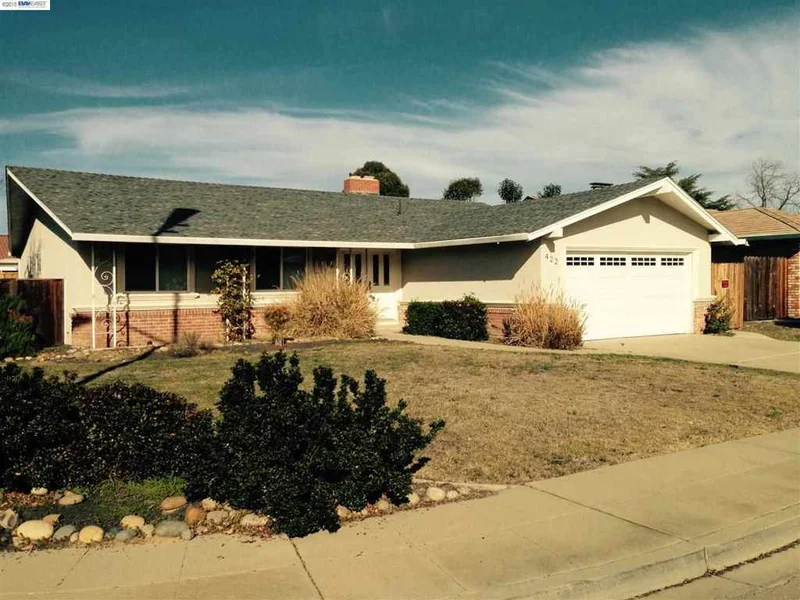 422 Pismo Ct, Livermore, CA 94550-5245