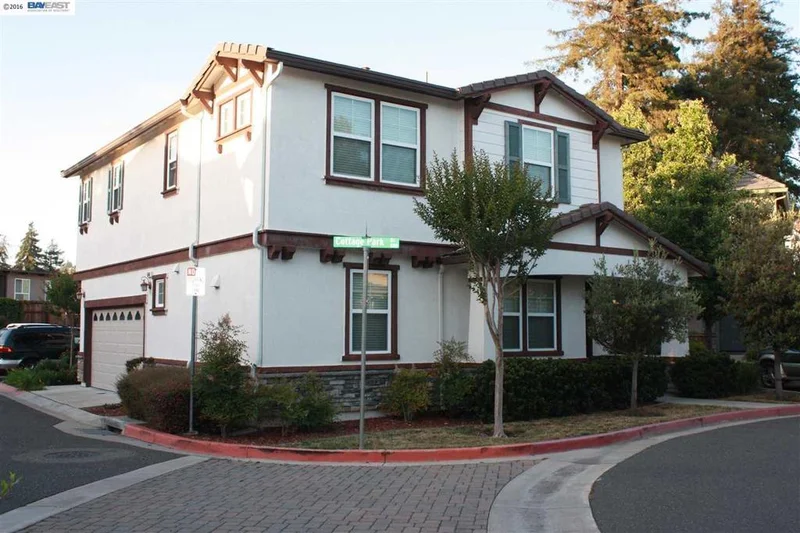 546 Cottage Park Drive, Hayward, CA 94544