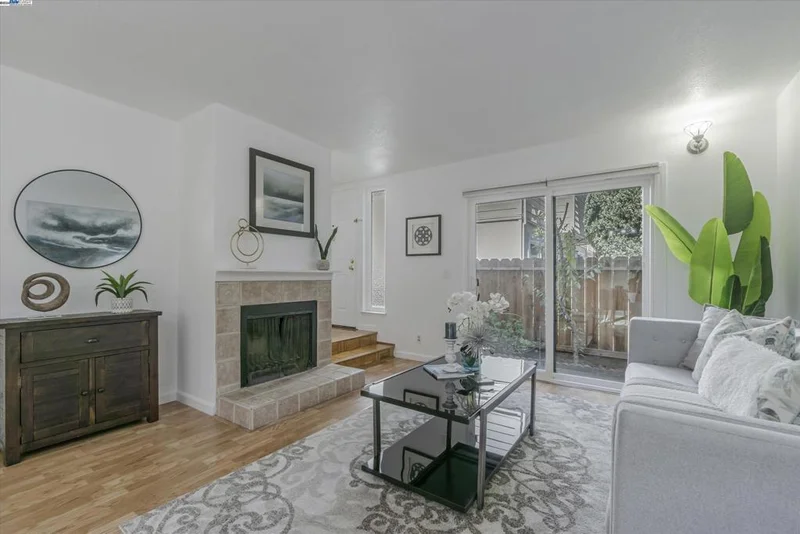 1255 Detroit Ave 15, Concord, CA 94520