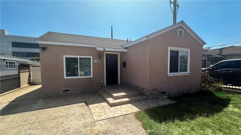 5162 W 142nd Street, Hawthorne, CA 90250