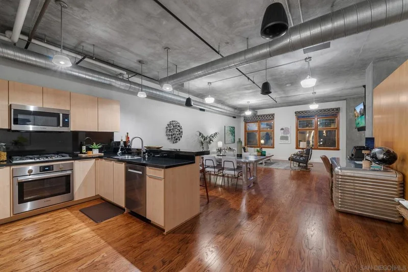 877 Island Ave 304, San Diego, CA 92101