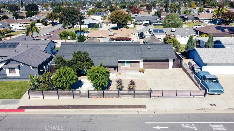 2571 W Lambert Road, La Habra, CA 90631
