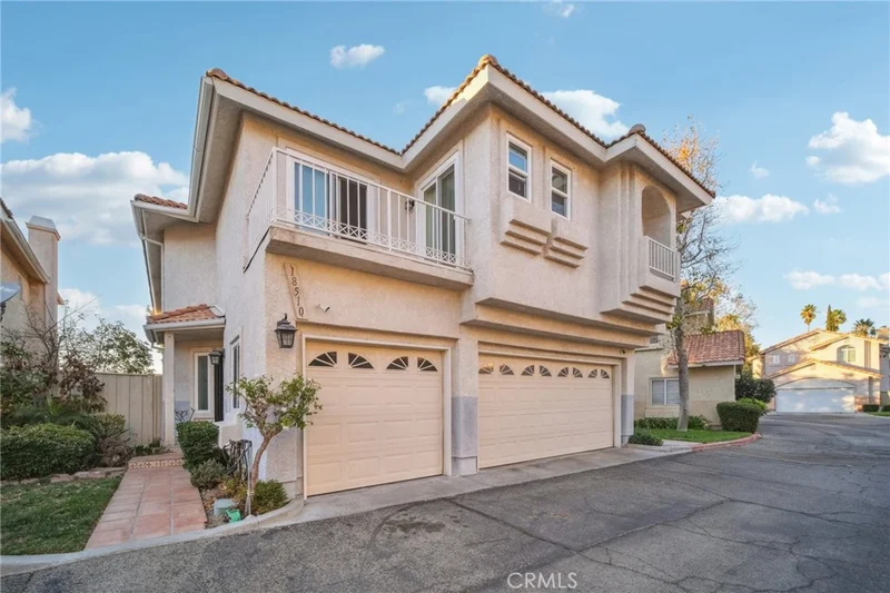 18510 Himalayan Court, Canyon Country, CA 91351