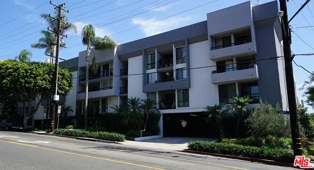 906 N Doheny Drive 308, West Hollywood, CA 90069