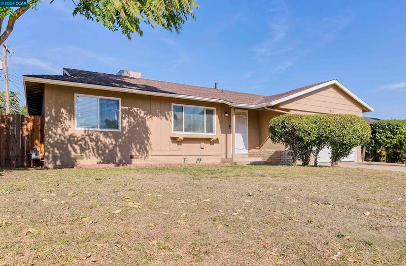 2213 Meadowview Rd, Sacramento, CA 95832