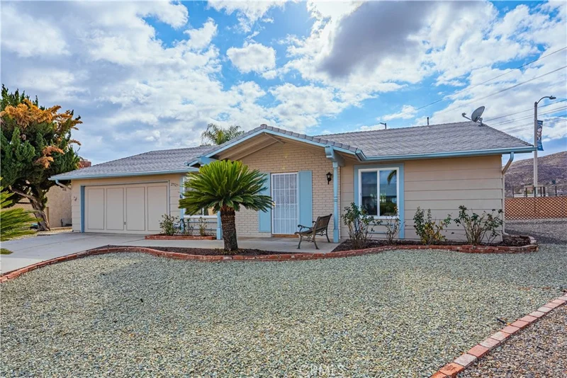27525 Emory Court, Menifee, CA 92586