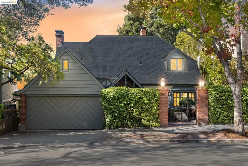 30 Bridge Rd, Berkeley, CA 94705