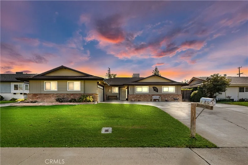 301 Borman Avenue, Bakersfield, CA 93308