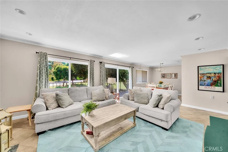 5498 E Paseo Del Lago N, Laguna Woods, CA 92637