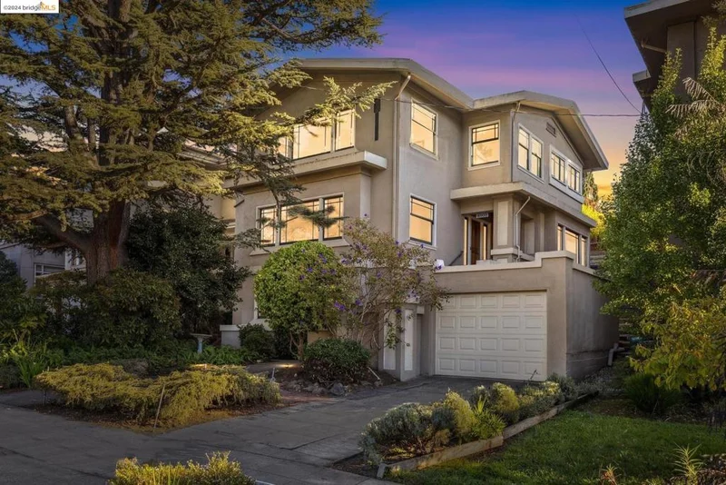 4000 Lakeshore AVE