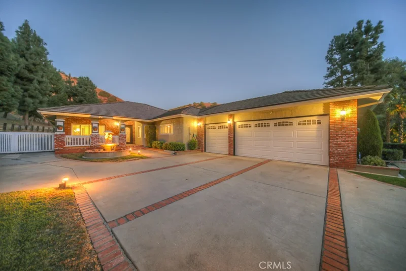 124 Buckthorn Drive, Brea, CA 92823
