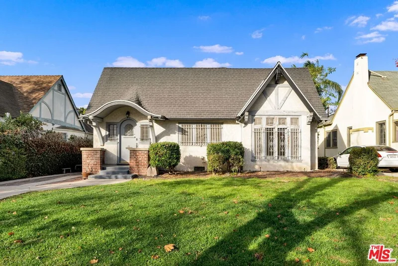 411 S Orange Drive, Los Angeles, CA 90036