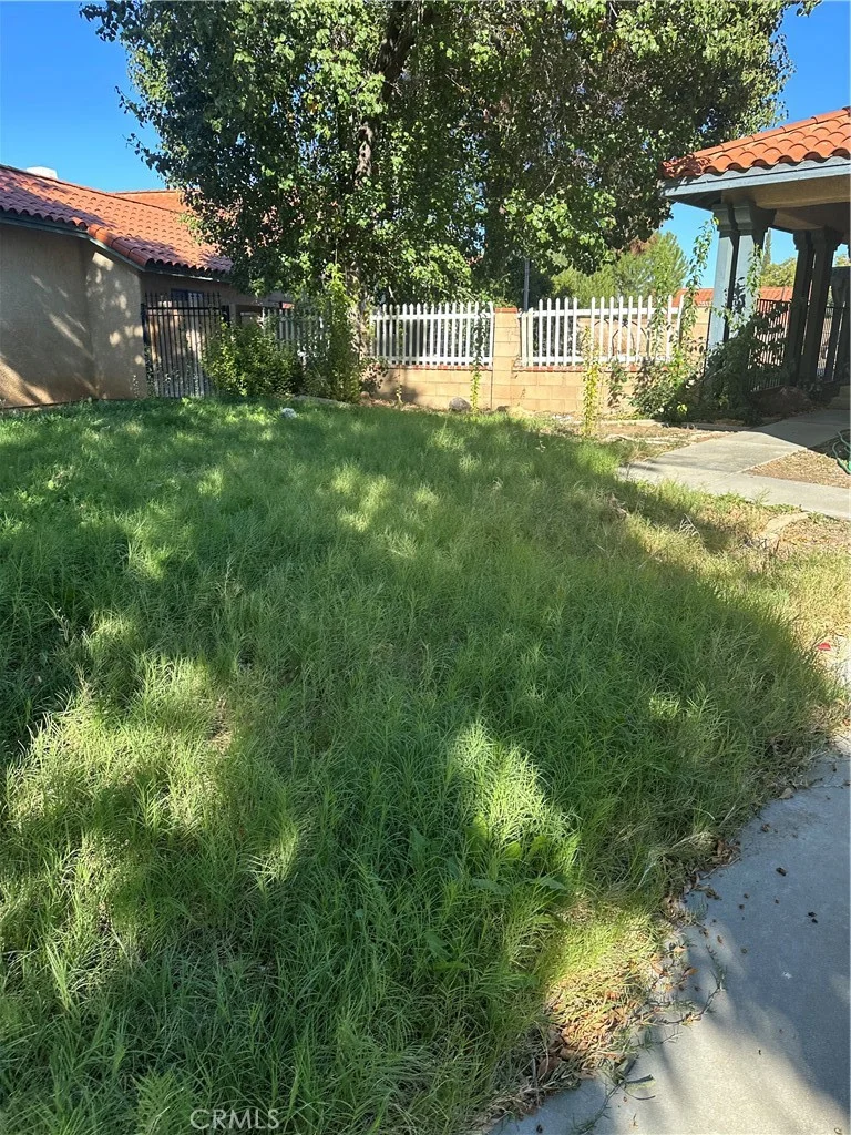 42656 Tempo Drive, Lancaster, CA 93536
