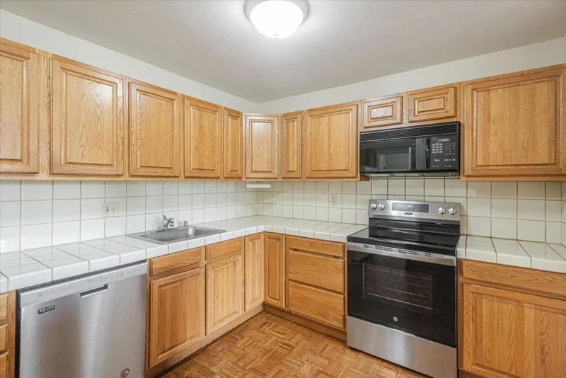 1131 Compass Lane 216, Foster City, CA 94404