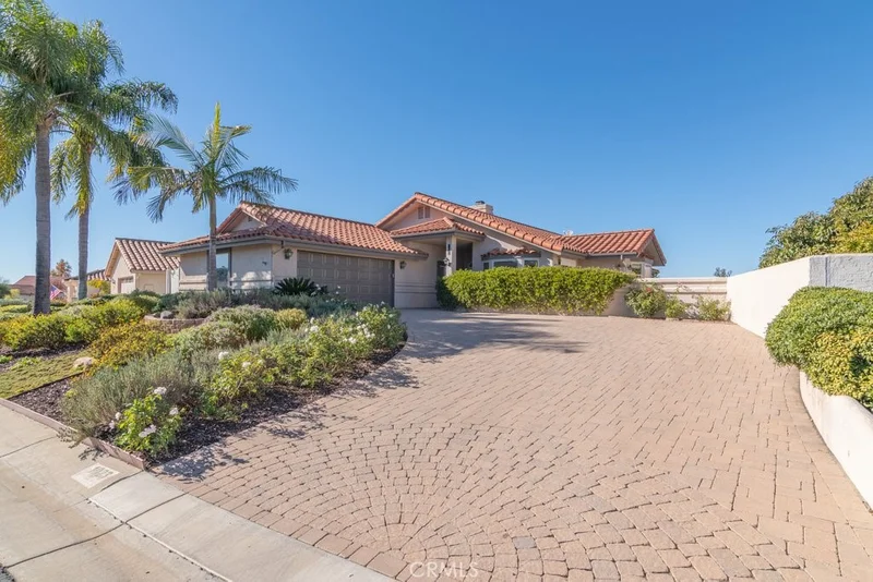 1023 Ridge Heights Drive, Fallbrook, CA 92028