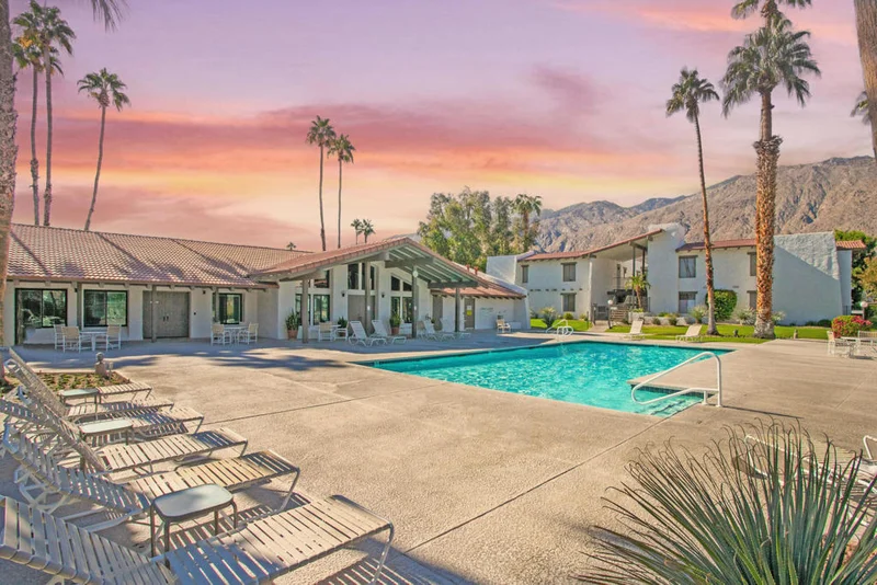 1050 E Ramon Road 128, Palm Springs, CA 92264