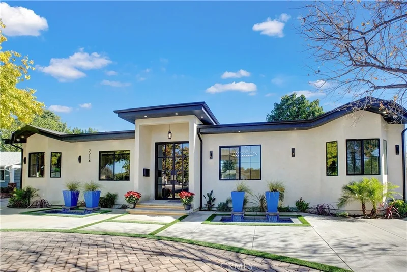 7714 Lasaine Avenue, Northridge, CA 91325