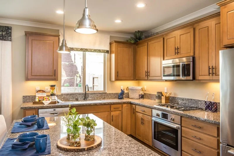 1134 Sunridge Drive 15-46, Hollister, CA 95023