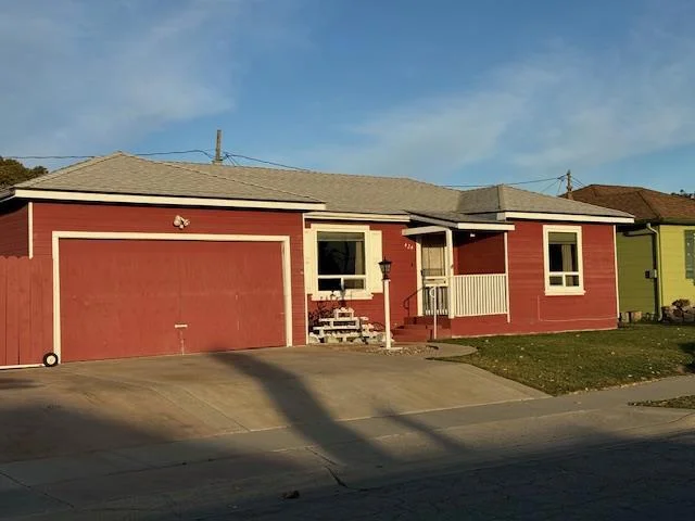 424 Boeing Avenue, Salinas, CA 93906