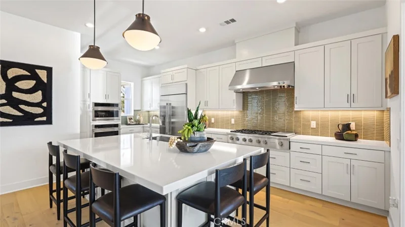 119 Merit, Irvine, CA 92618
