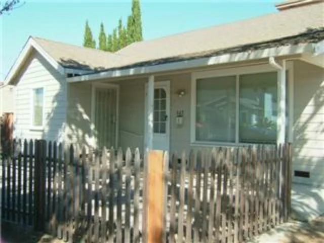627 Adams, Redwood City, CA 94061