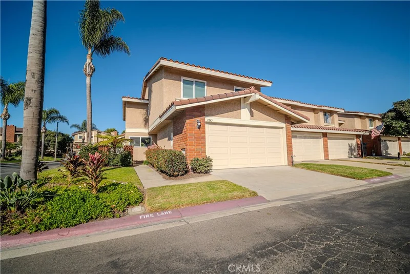 7845 Moonmist Circle, Huntington Beach, CA 92648