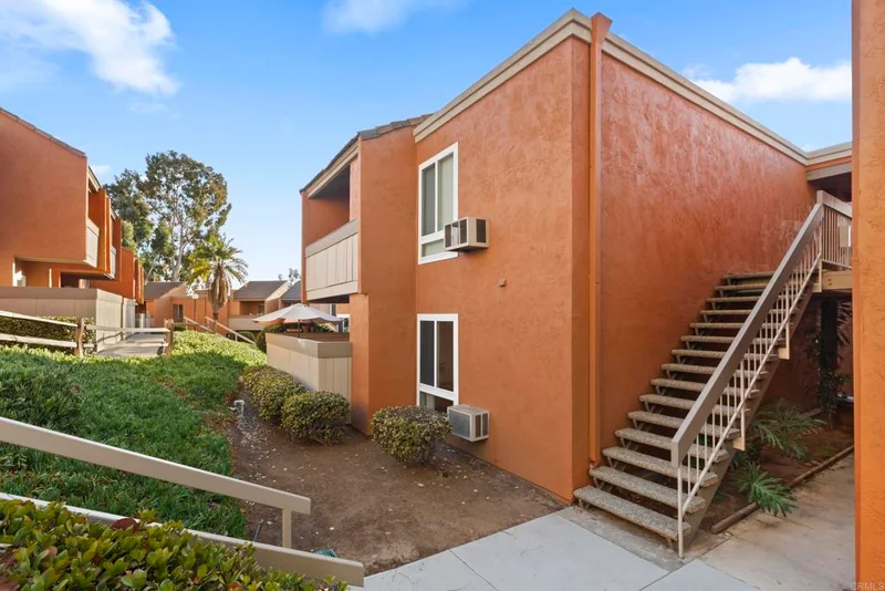 7757 Margerum Avenue 147, San Diego, CA 92120