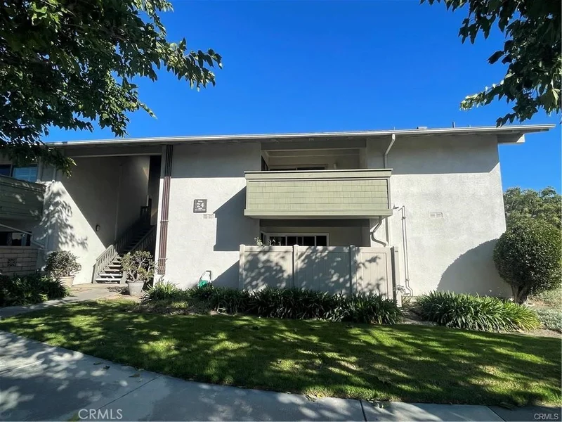 8566 Van Ness Court 24H, Huntington Beach, CA 92646