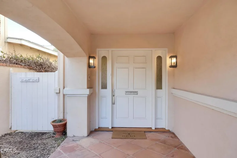 1023 Brockton Lane, Ventura, CA 93001