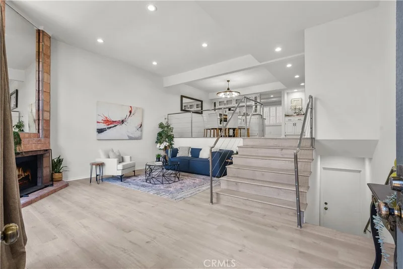 4604 Glencoe Avenue 7, Marina Del Rey, CA 90292