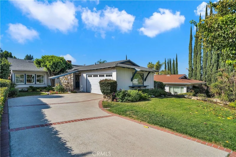 4501 Canoga Drive, Woodland Hills, CA 91364