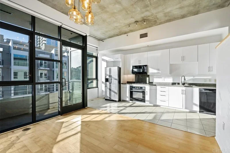 1050 Island Avenue 613, San Diego, CA 92101