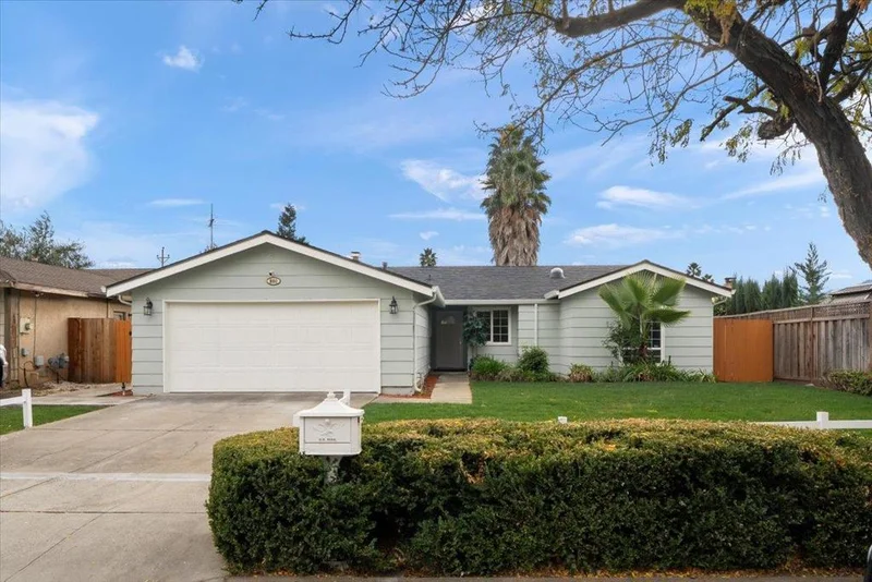 860 Normington Way, San Jose, CA 95136
