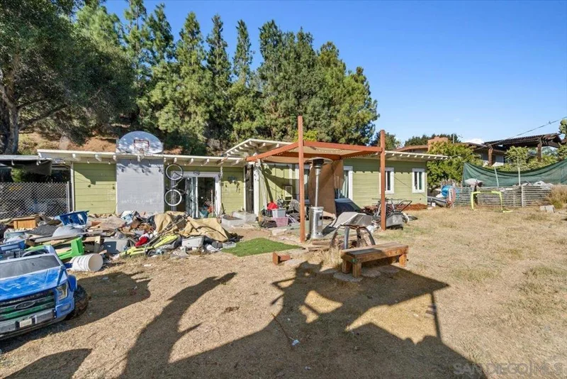 4224 Bancroft Dr, La Mesa, CA 91941