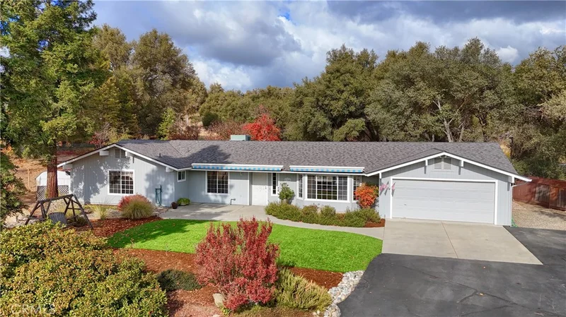 41840 Dillon Court, Ahwahnee, CA 93601