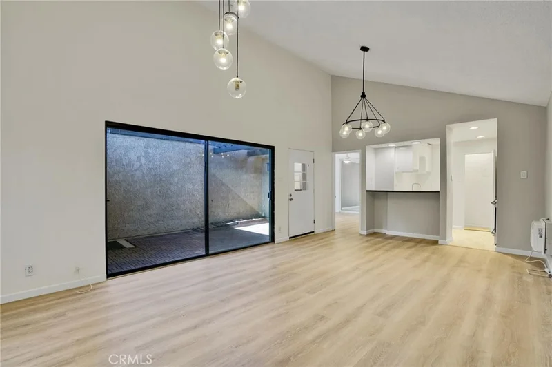 7890 E Spring Street 11K, Long Beach, CA 90815
