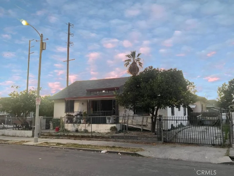 2301 Gates Street, Los Angeles, CA 90031
