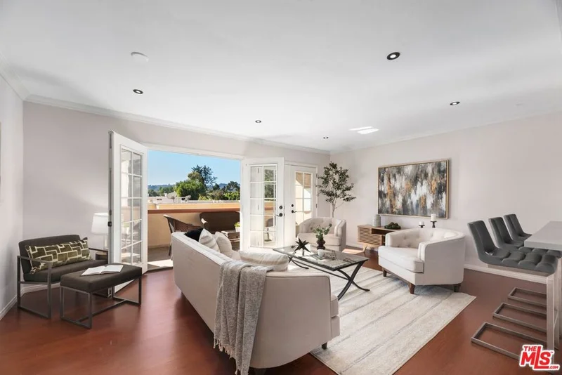 12500 Huston Street 204, Valley Village, CA 91607