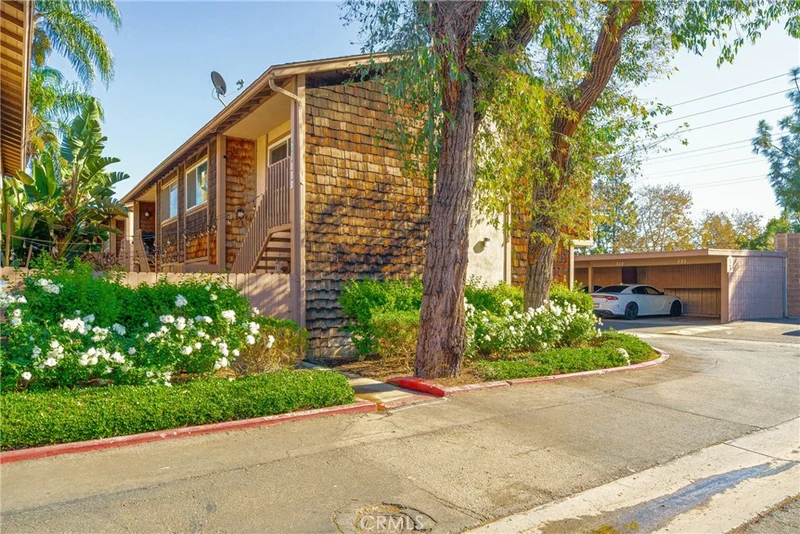 1030 Cabrillo Park Drive B, Santa Ana, CA 92701