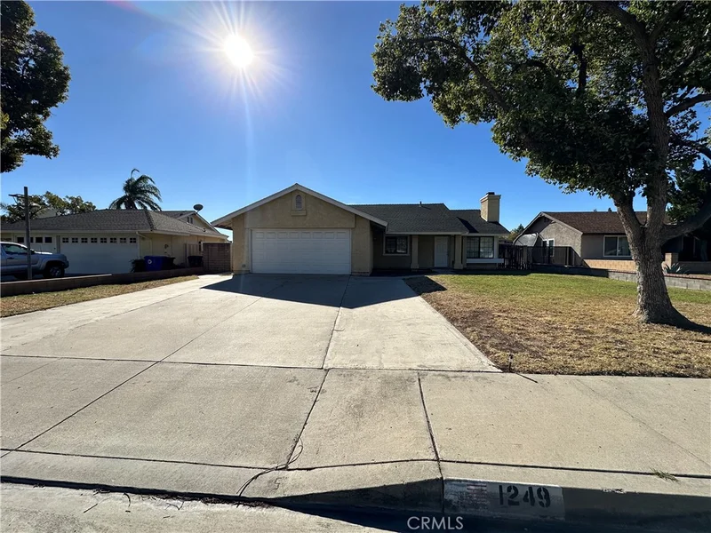 1249 W Vodden Street, Bloomington, CA 92316
