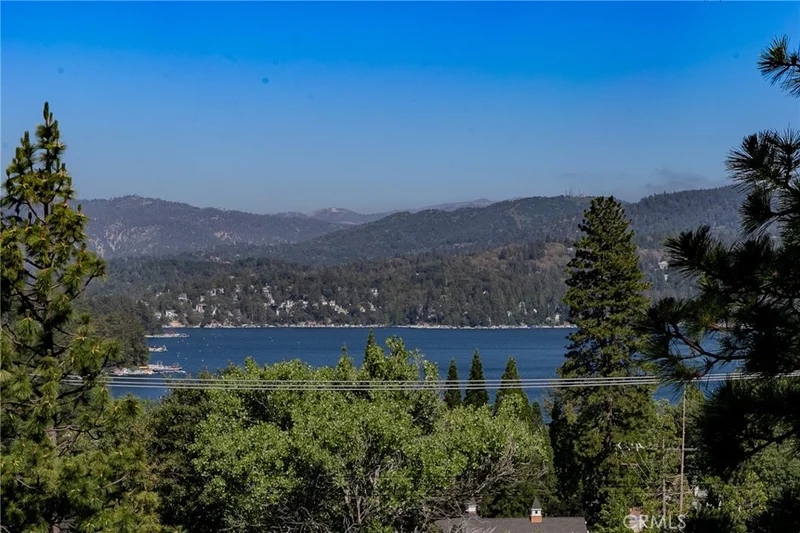 27554 North Bay Road, Lake Arrowhead, CA 92352
