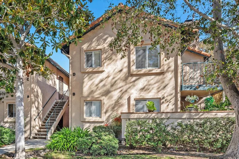 11325 Avenida De Los Lobos, San Diego, CA 92127