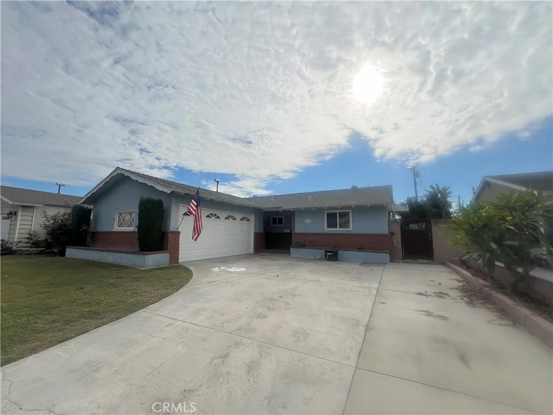 11416 Renville Street, Lakewood, CA 90715